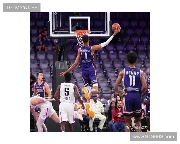 2014年2015年快船与马刺激战回顾两队巅峰对决的精彩瞬间与战术分析